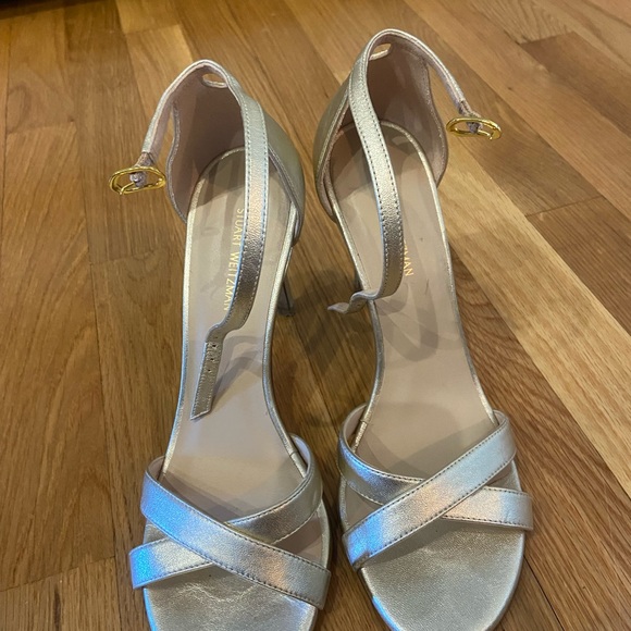 Stuart Weitzman Nudistsong Metallic Leather Sandals - Picture 3 of 5